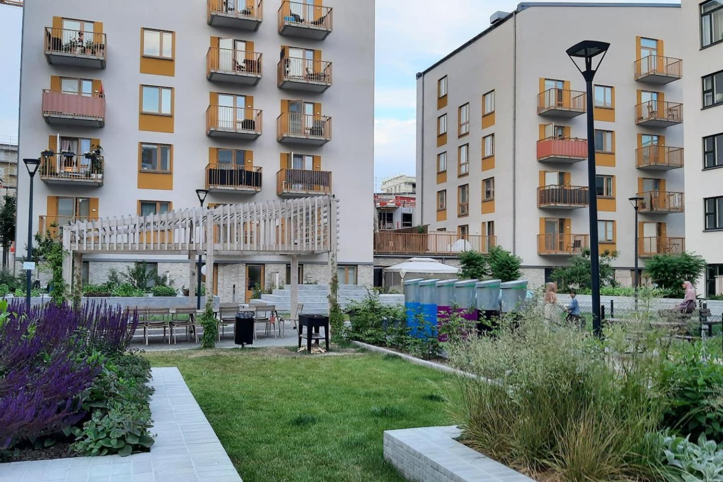 Lovely, Amazing, Modern +balcony +patio Leilighet